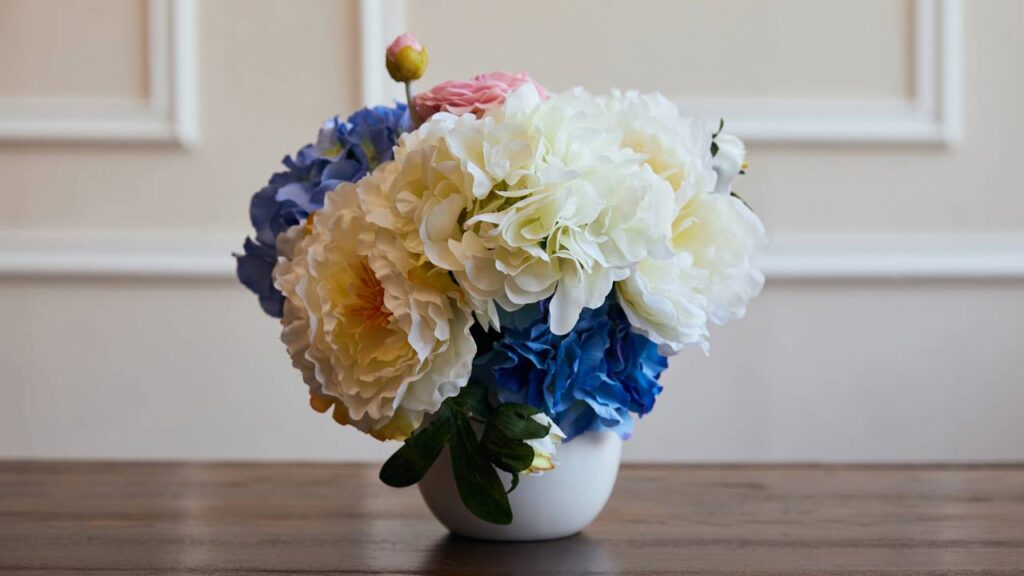 Essa flor delicada simboliza gratidão e amor sincero em casa