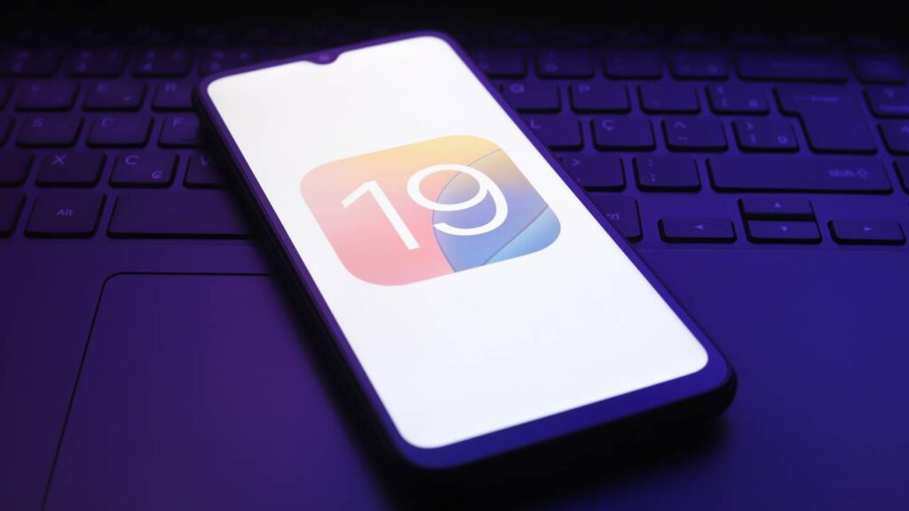 O iOS 19 está arruinando os iPhones e os usuários estão revoltados
