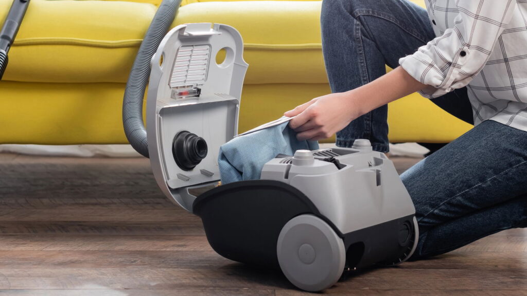 Manter o filtro do aspirador limpo é essencial para o bom funcionamento do aparelho e para a qualidade do ar em sua casa