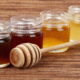A surpreendente diferença entre mel claro e mel escuro