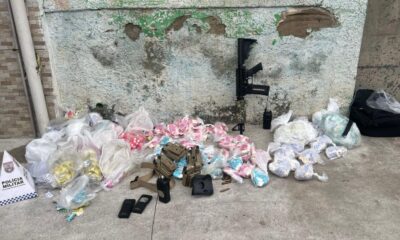 Policiais do 14º BPM realizam operação contra o tráfico na Vila Vintém