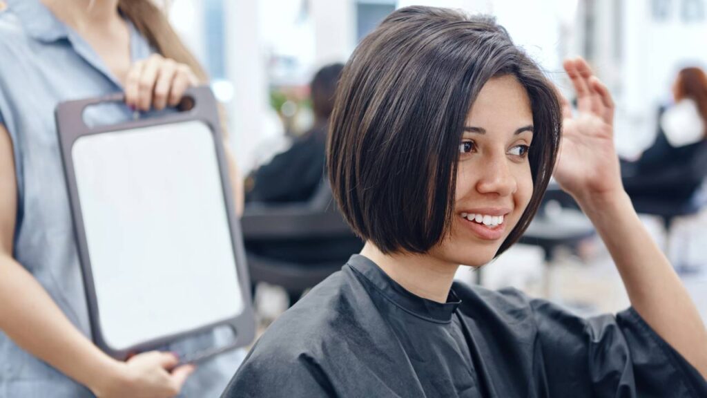 O corte de cabelo mais pedido nos salões neste momento