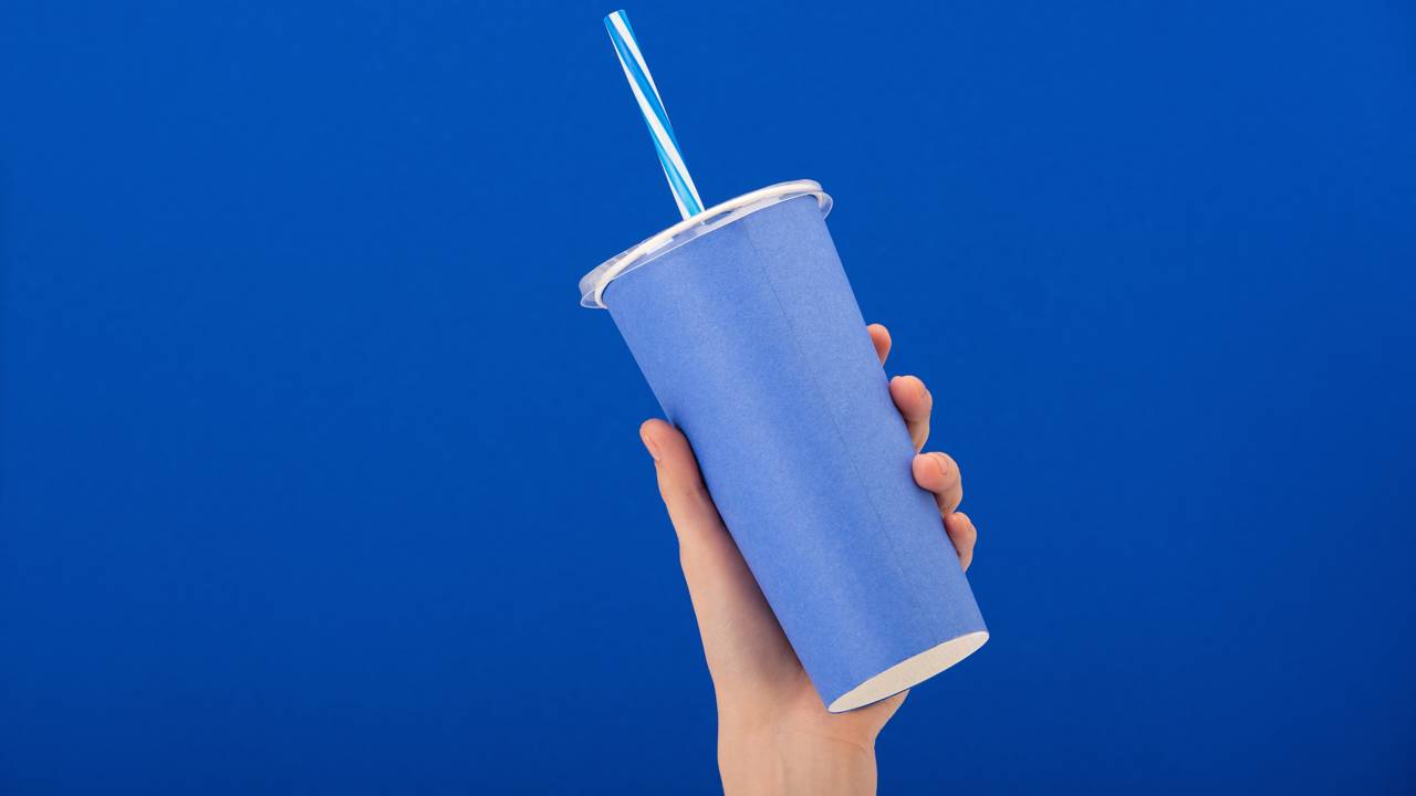 O consumo da bebida refrigerante apresenta variações marcantes em diferentes regiões do Brasil, especialmente entre o Rio de Janeiro e Curitiba