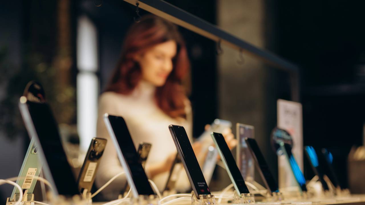 Cinco celulares bons e baratos com 5G que entregam desempenho de top de linha