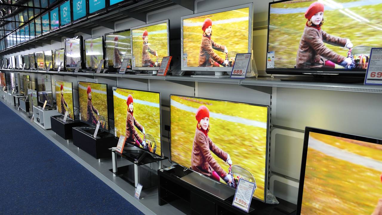 Entenda de uma vez por todas a diferença entre OLED, QLED e LED