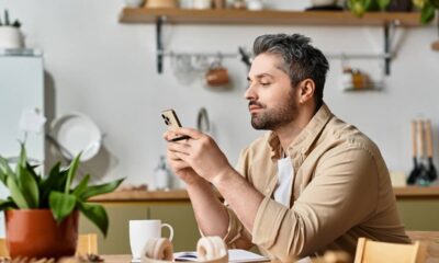 Essa mistura de tons neutros está em alta e combina com tudo