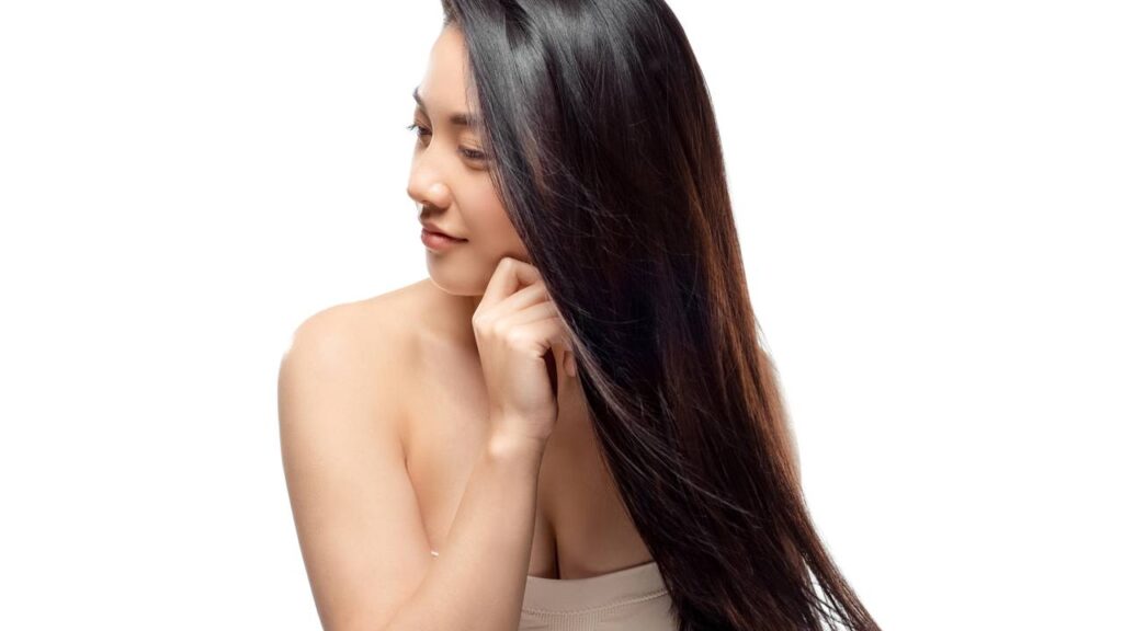 O tratamento de salão que recupera fios quebradiços em tempo recorde