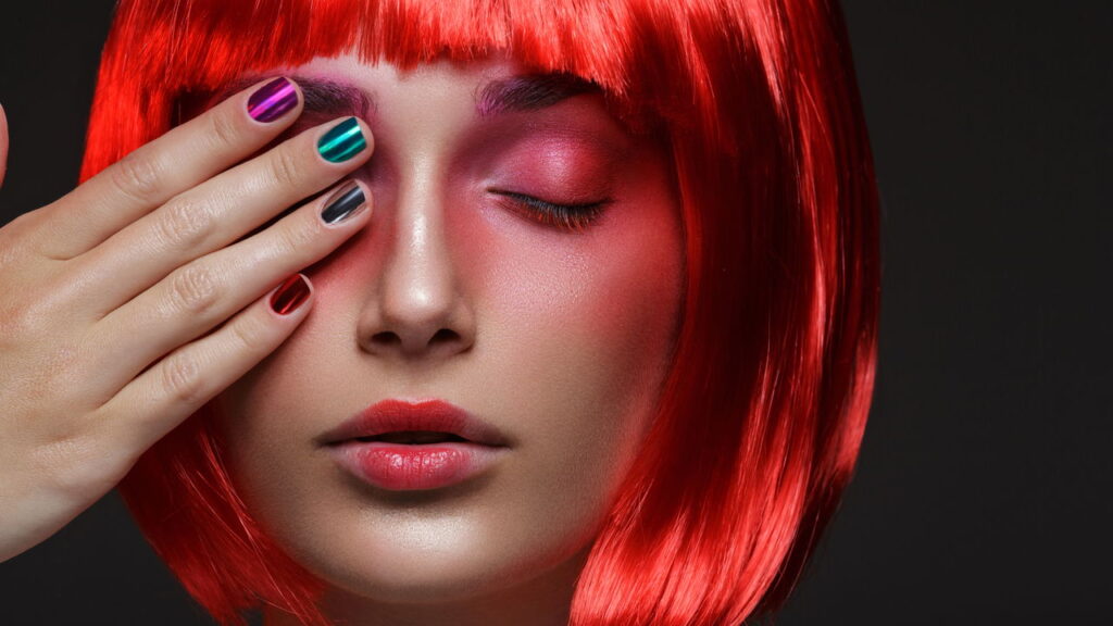 Escolher o esmalte metálico perfeito exige atenção a detalhes que vão além da cor