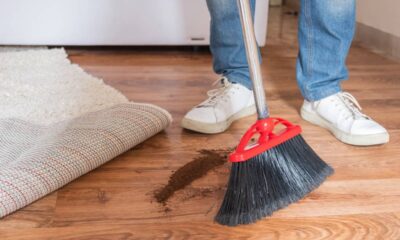 Por que varrer à noite pode atrair má sorte segundo crenças antigas