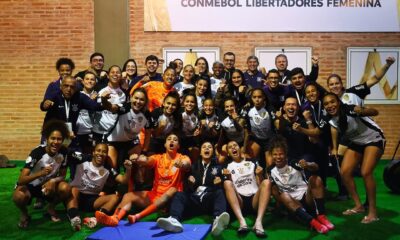 Corinthians e São Paulo avançam para as quartas da Libertadores