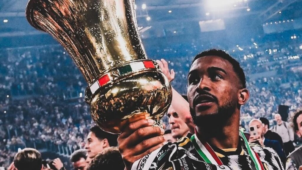 Zagueiro Brasileiro desperta interesse do Barcelona, que monitora possibilidade de negócio após a Copa