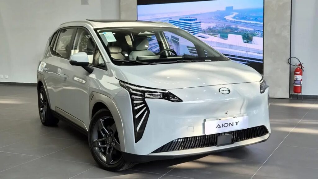 Quais carros para comprar pelo preço do Toyota Yaris Cross XRX?