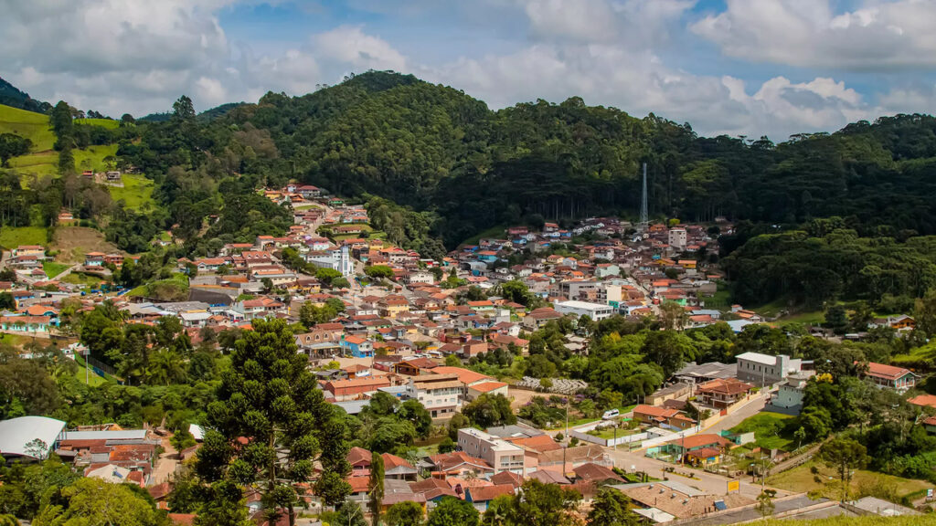 A cidade pequena que virou tendência entre viajantes em 2025