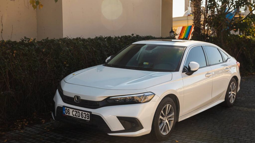 Conheça cinco carros usados que se destacam pela facilidade de manutenção e excelente custo-benefício