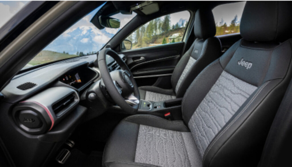 Jeep Avenger 4xe será o primeiro SUV híbrido da marca feito no Brasil