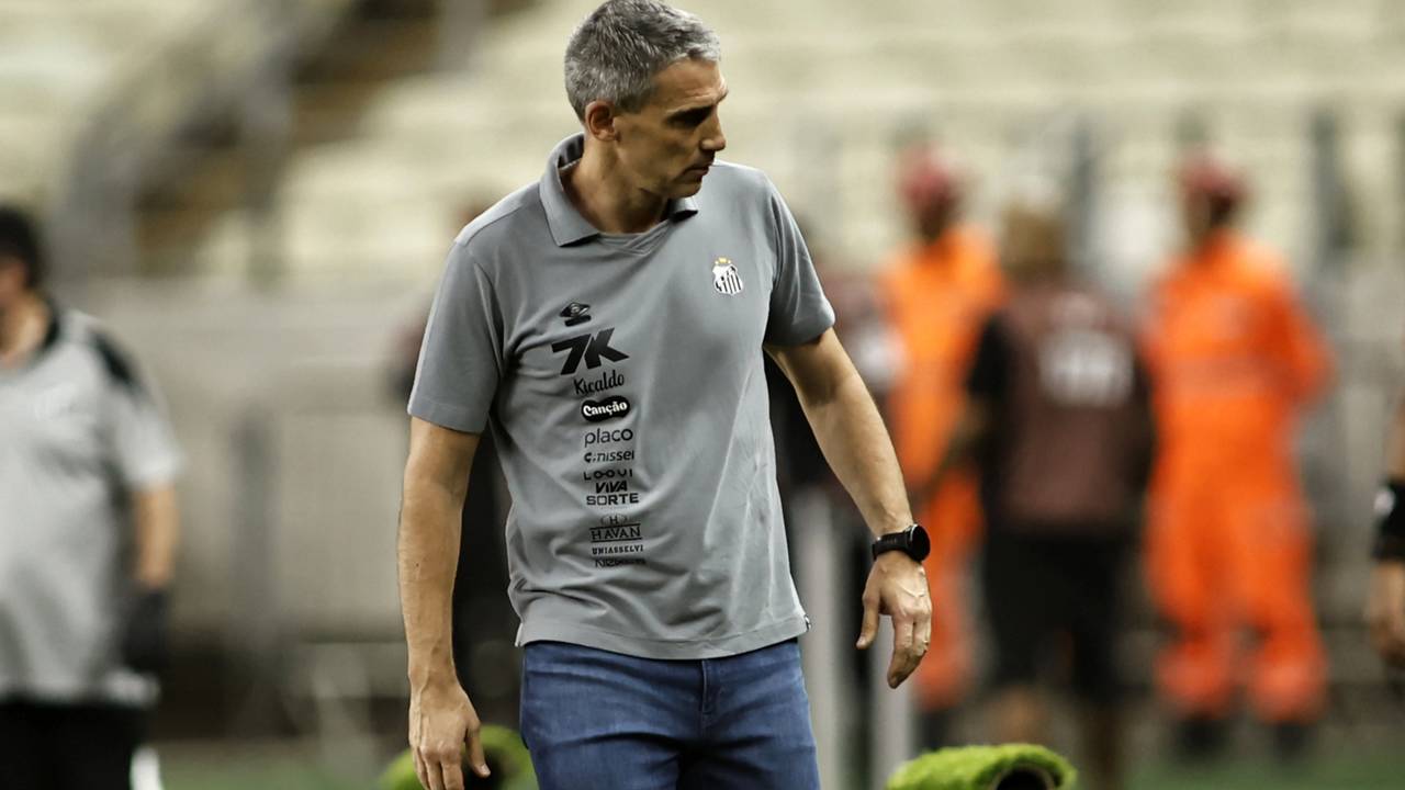 Vojvoda repete pontuação de antecessores no comando do Santos