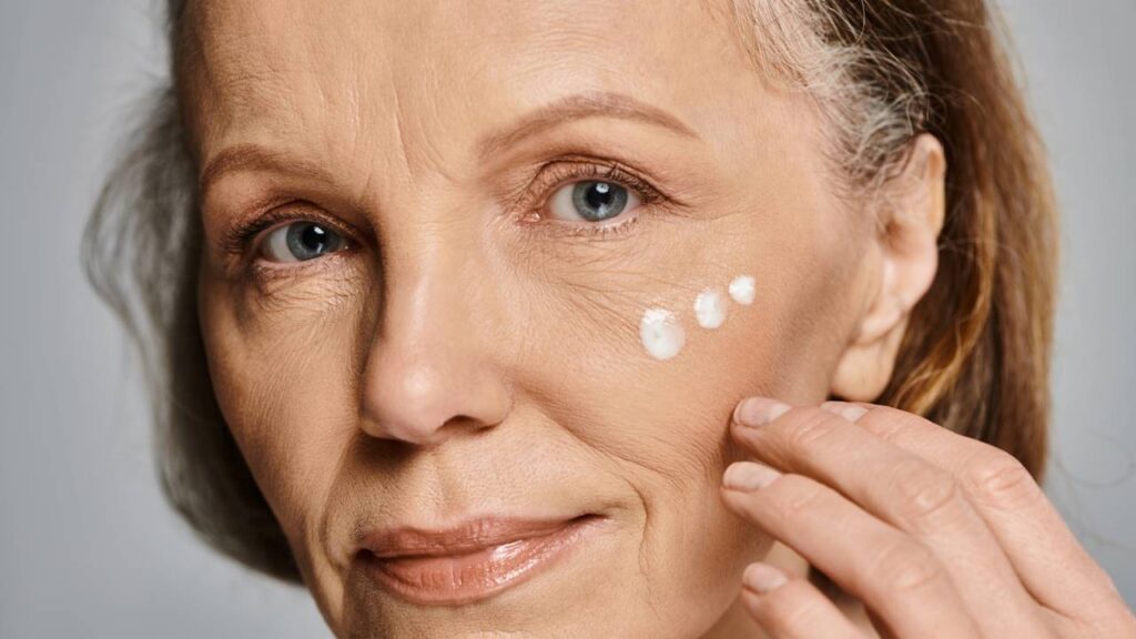 Vinagre de maçã e só mais dois ingredientes: a receita caseira para deixar sua pele 20 anos mais nova