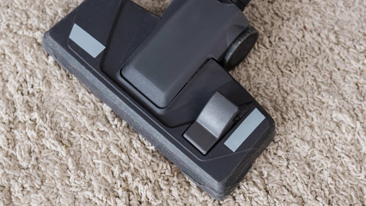 Esse aspirador remove até poeira invisível e deixa a casa mais saudável