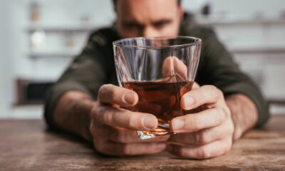 Bebe álcool todo fim de semana? Veja o que isso pode provocar no corpo