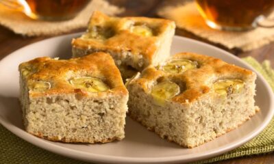 Receita de bolo de banana fofinho que virou sucesso nas cozinhas brasileiras