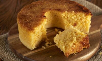 O segredo da minha avó para deixar o bolo de fubá cremoso e com a casquinha perfeita
