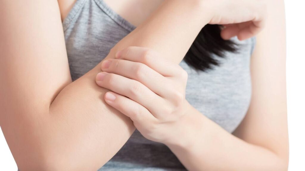 O que significa quando você acorda com o braço dormente sem motivo aparente