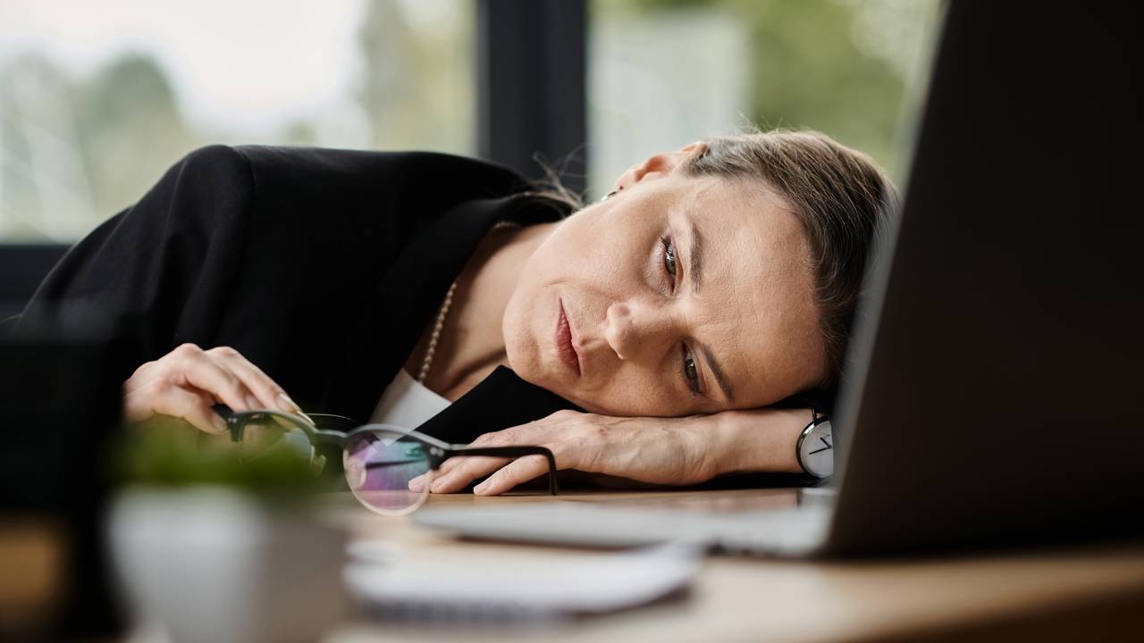 Com cobranças cada vez maiores, o burnout se tornou "normal" - Créditos: depositphotos.com / HayDmitriy