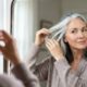 O passo a passo livre de stress para seus cabelos brancos