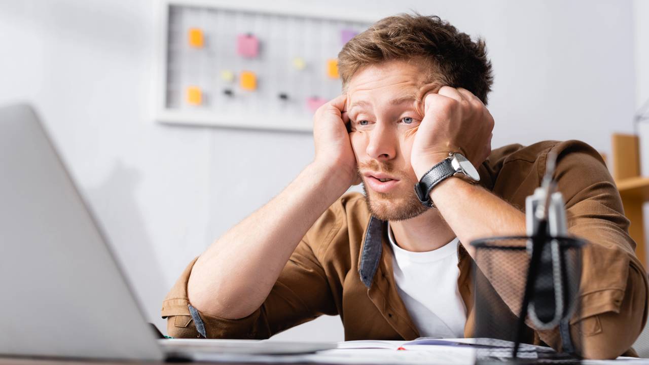 Erros que fazem você se sentir cansado mesmo dormindo bem