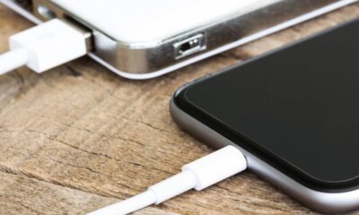 Maneiras de carregar o celular mais rápido sem precisar comprar nada