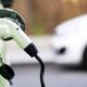 O que acontece com a bateria de um carro elétrico após 10 anos de uso?