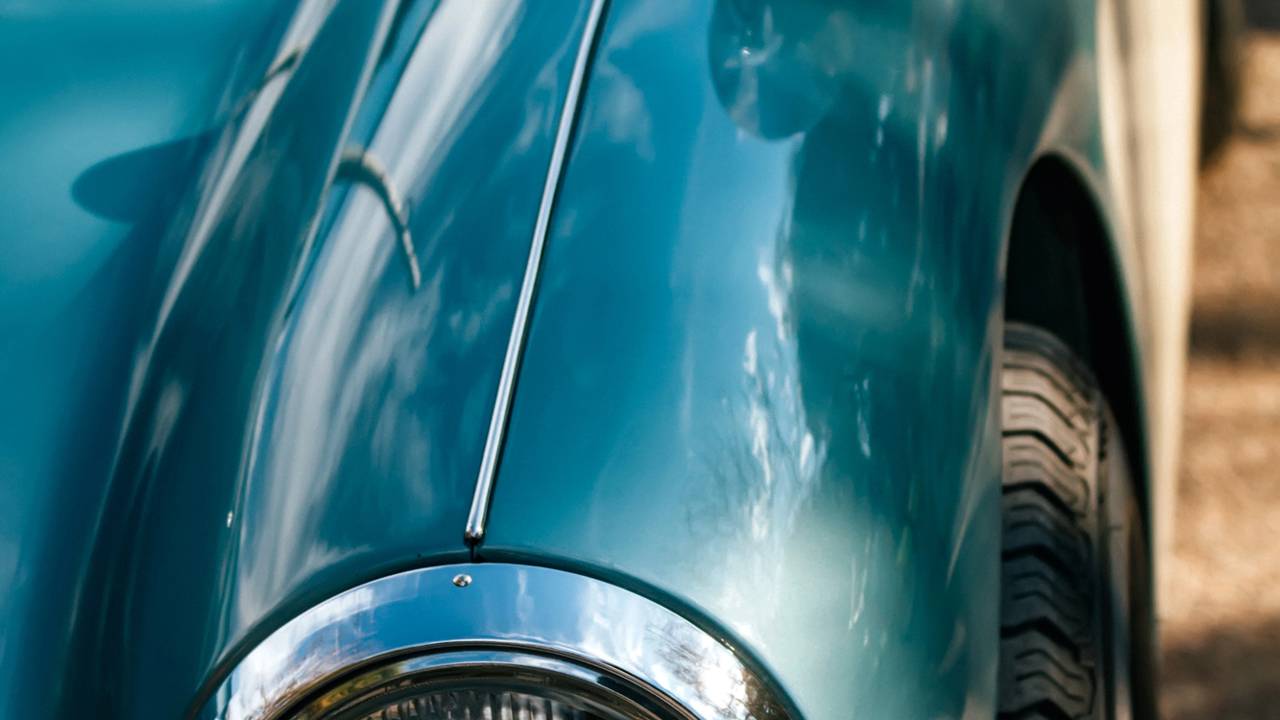 Fiz polimento com produto caseiro e o brilho do carro voltou