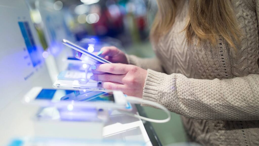 Os celulares de 2025 que mais surpreenderam pelo custo-benefício e se tornaram os favoritos do público