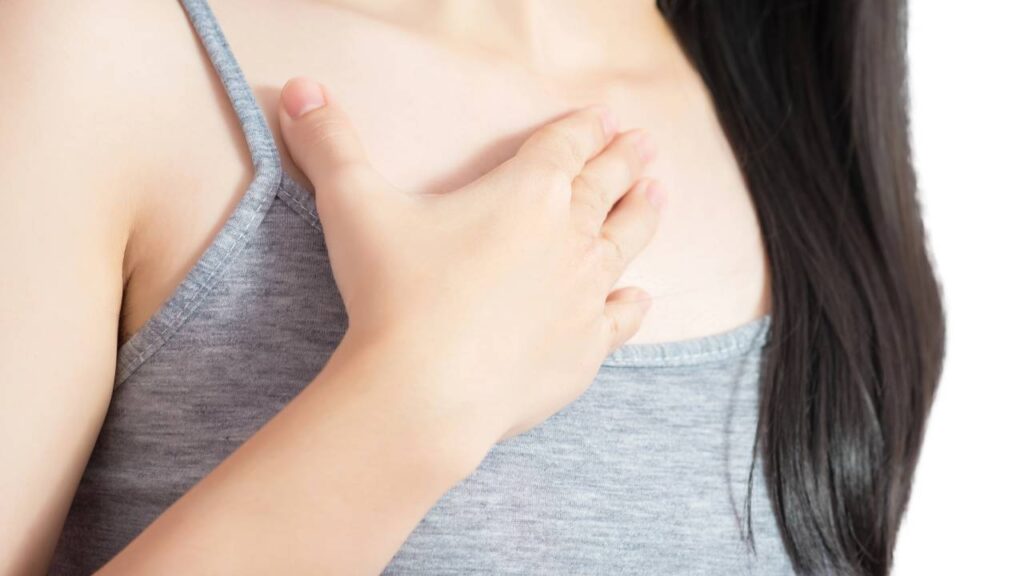 O sintoma no peito que confunde muita gente e exige atenção imediata