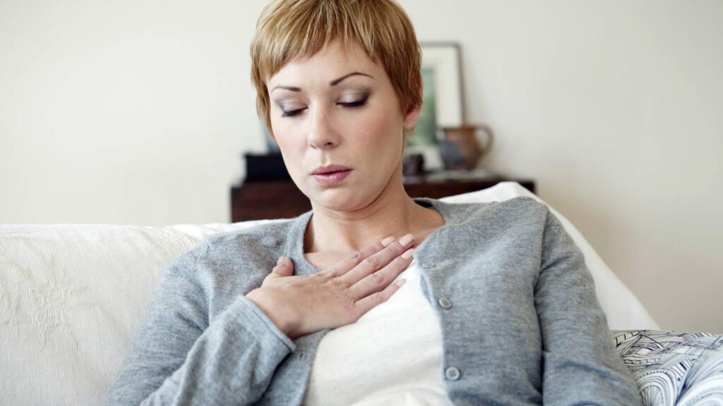 Cinco sinais de que você está sobrecarregado e seu corpo pede socorro