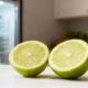 Como guardar o limão cortado sem ressecar e manter o frescor