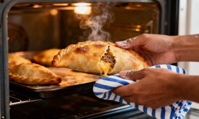 Quer gastar menos com lanches? Veja como o pastel de forno caseiro sai mais barato