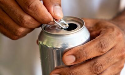 Por que o refrigerante perde o gás quando é aberto