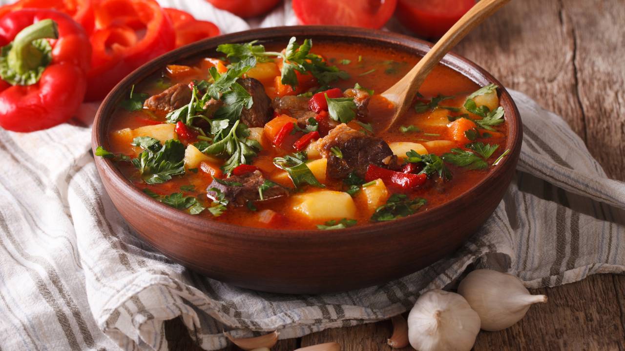 Esta sopa ajuda a recuperar da gripe até 2,5 dias mais rápido e fortalecer a imunidade, segundo estudos