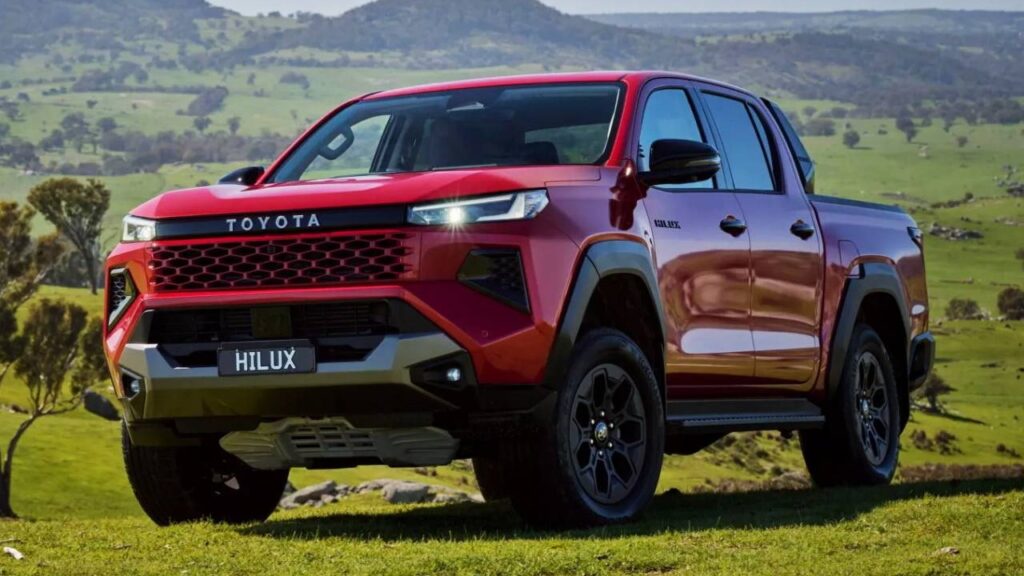 Todos os carros da Toyota no Brasil serão híbridos flex a partir de 2026