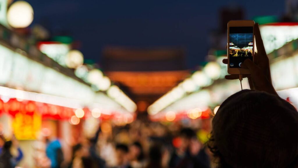 O truque do iPhone que está viralizando por deixar as fotos perfeitas à noite