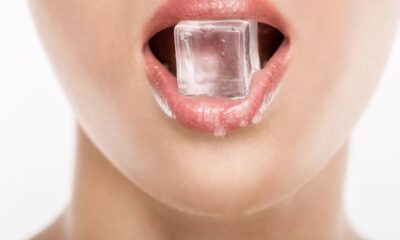 Por que o gelo gruda na língua quando está muito frio