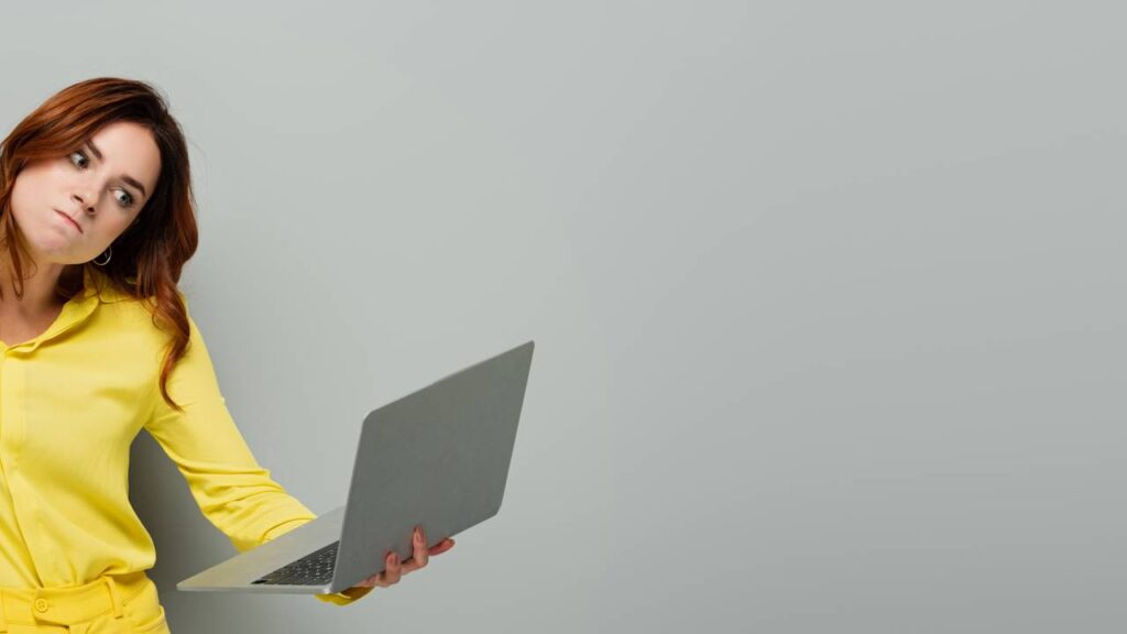 O que seu corpo tenta dizer quando você sente irritação sem motivo