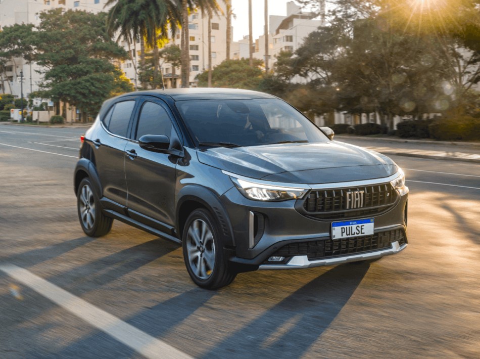 Fiat Pulse 2026 chega com design europeu e motor híbrido no Brasil