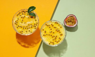 Aprendi a fazer esse mousse de maracujá com apenas 3 ingredientes