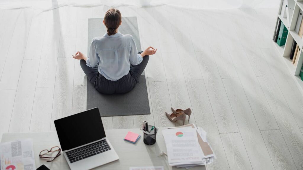 O poder das pequenas pausas que trazem leveza e clareza no dia a dia