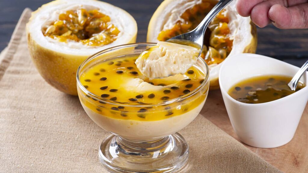 Mousse de maracujá como sobremesa econômica para melhorar seu final de semana