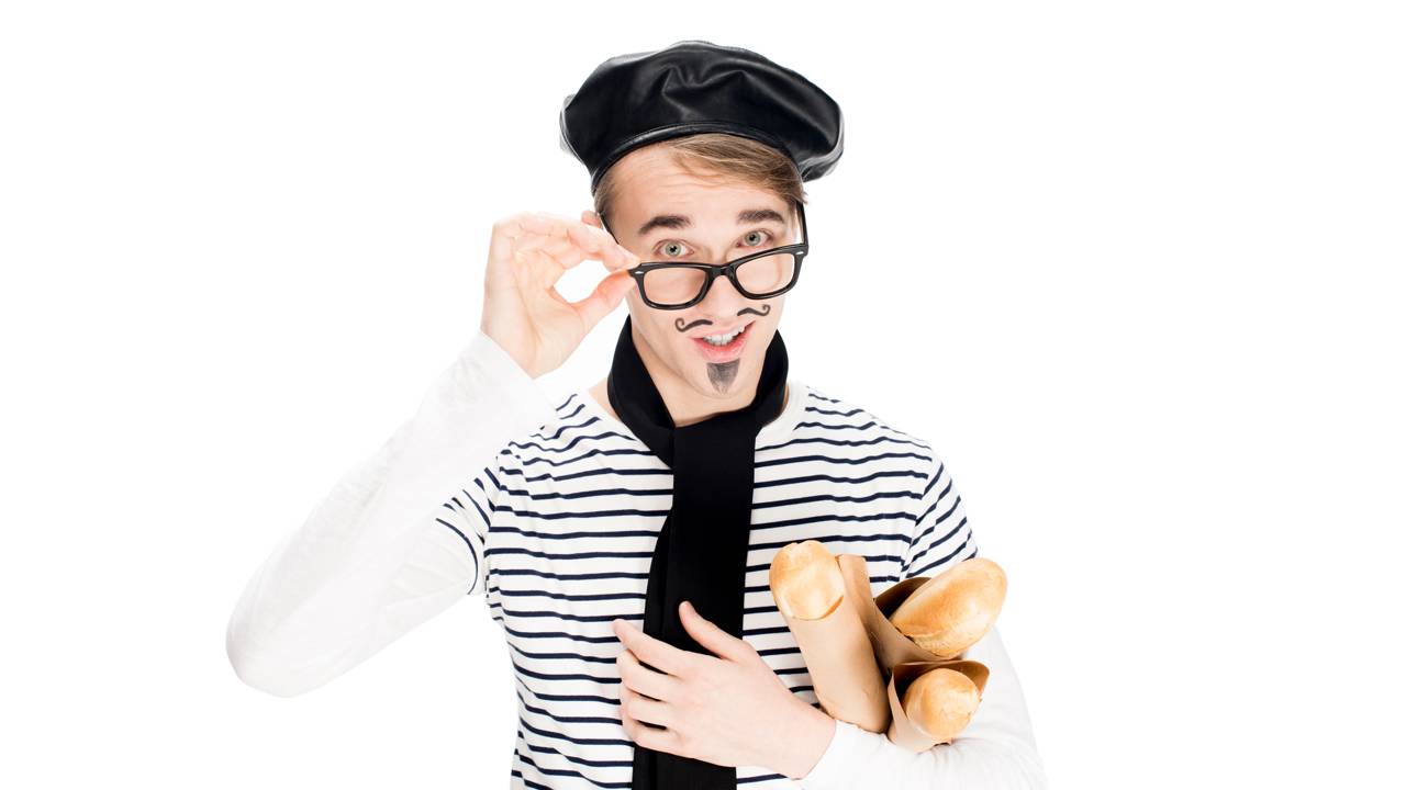 Por que o pão francês não existe na França?