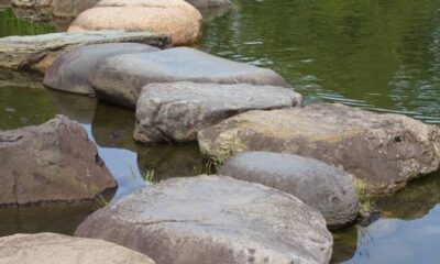 Por que as pedras das cachoeiras ficam tão lisas com o tempo