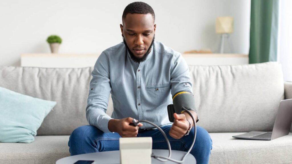 O que realmente significa quando sua pressão arterial despenca de uma hora para outra
